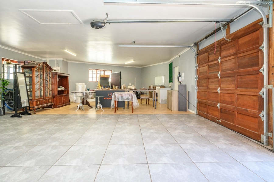 4 Bedroom Property for Sale in Walmer Eastern Cape